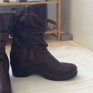 Alegria brown leather mid boot